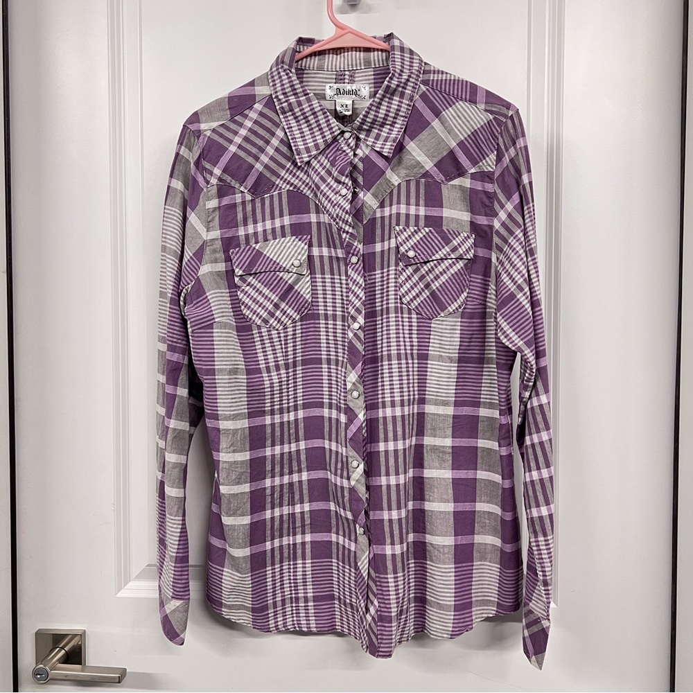 New with tags Adiktd western top size xl